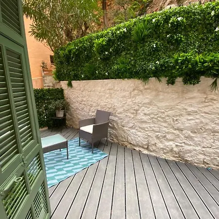Lovely Spacious Large Patio Heart Of Monaco *